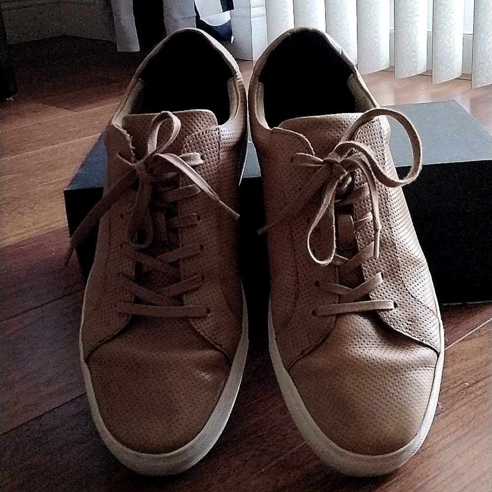 Banana republic upper leather men shoes